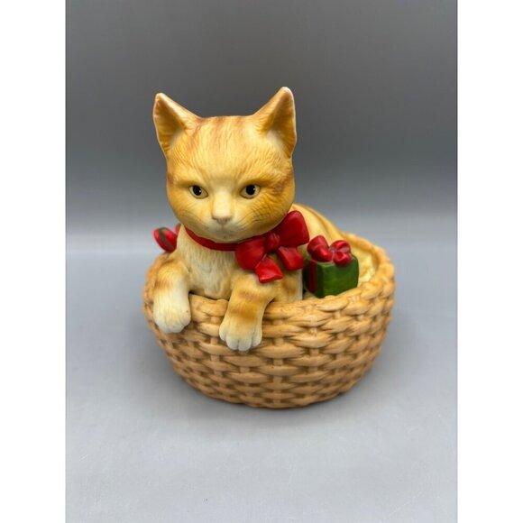 Vtg Schmid Music Box Cat In Basket Music Box Figurine 1983 Gordon Fraser Christm - Picture 1 of 7